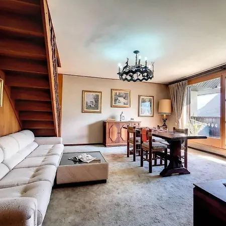 4-bedroom In Bormio, Sondrio *