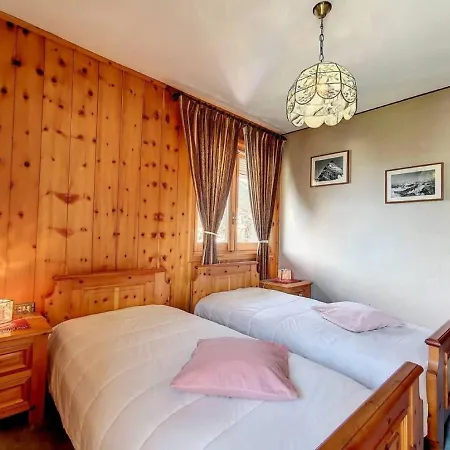 4-bedroom In Bormio, Sondrio Dom wakacyjny Bormio